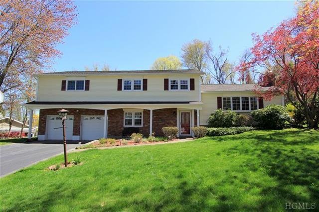 463 Bonnie Ct, Yorktown Heights, NY 10598 - photo 1