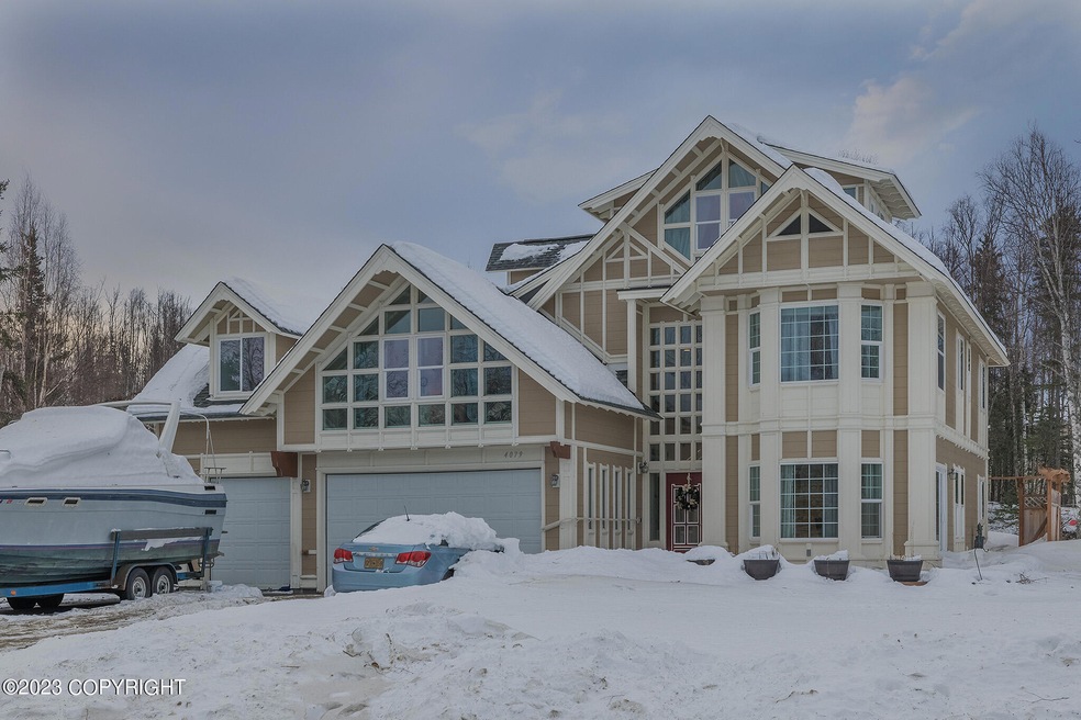 4079 N. Inspiration