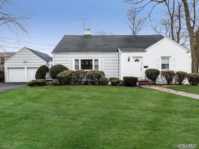 162 Eton Place, West Hempstead, NY 11552 - photo 1