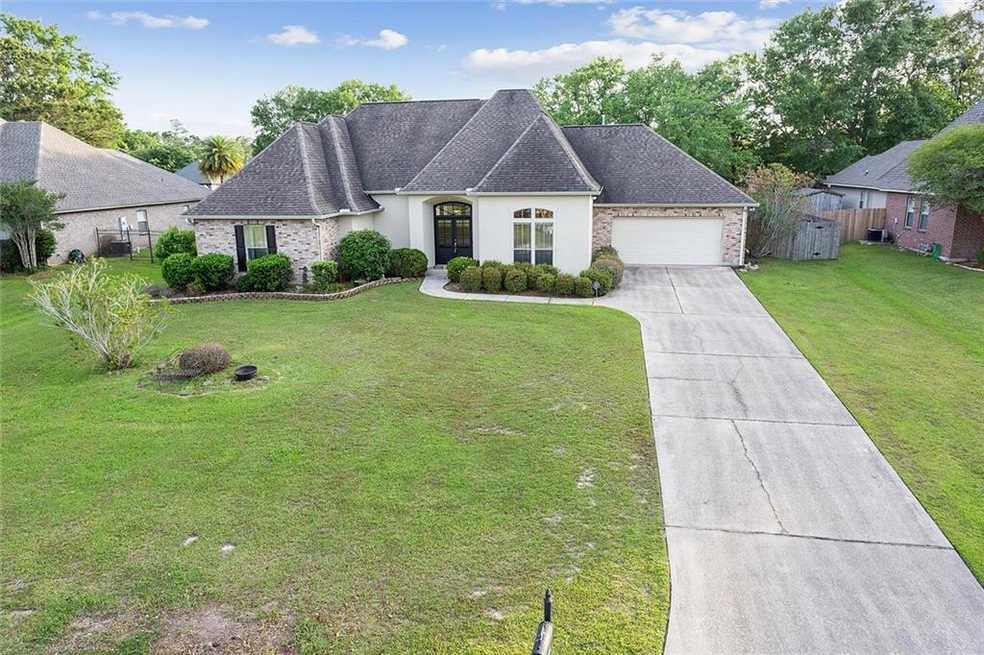 135 Kilgore Ct, Slidell, LA 70461 - photo 1