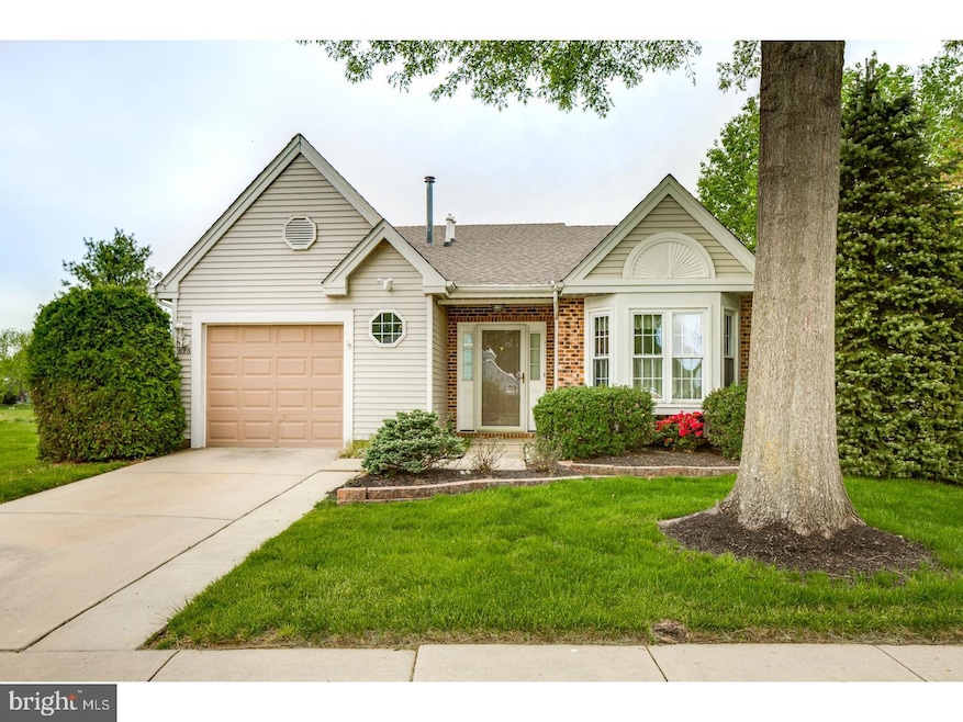 675 Cascade Dr S, Mount Laurel, NJ 08054 - photo 1