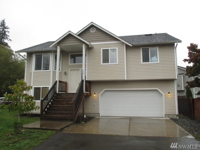 10611 2nd Ave SE, Everett, WA 98208 - photo 1