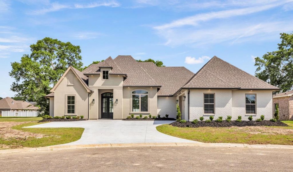 404 Hood Point, Picayune, MS 39466 - photo 1