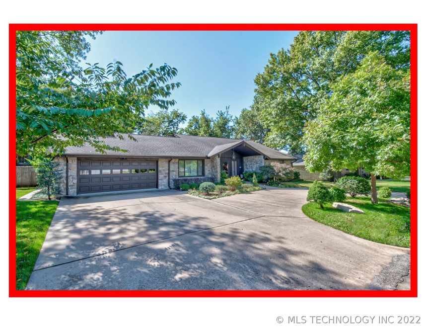 2523 Regency Rd, Bartlesville, OK 74006 - photo 1