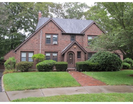 16 Bonaire Cir, Waban, MA 02468 - photo 1
