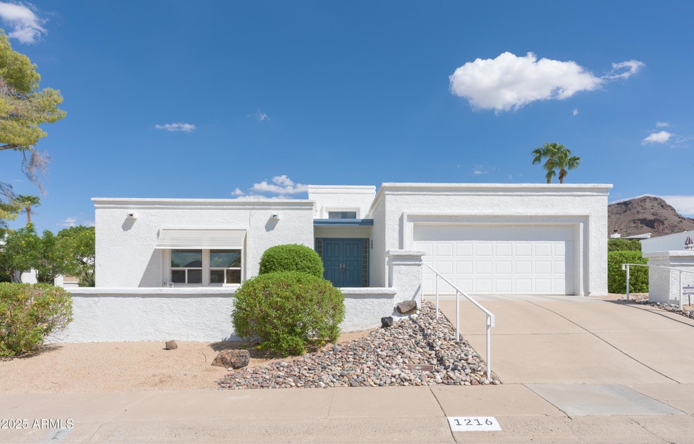 Under Contract $550,000