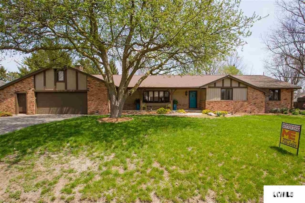 420 Maywood Dr, Lincoln, IL 62656 - photo 1