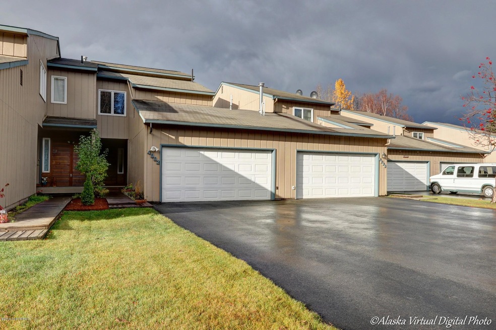 4002 Lunar Dr unit B2, Anchorage, AK 99504 - photo 1
