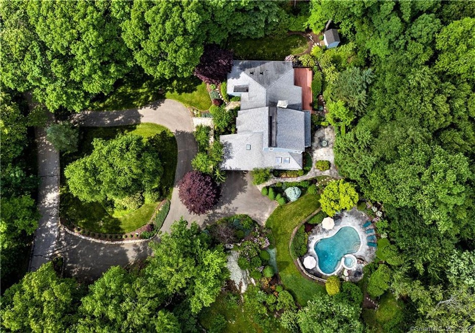 Check out all the greenery and privacy surrounding