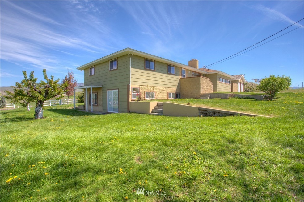 unlisted-address, East Wenatchee, WA 98802 - photo 1