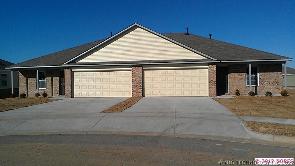 3510 E Fairmont Place, Broken Arrow, OK 74014 - photo 1