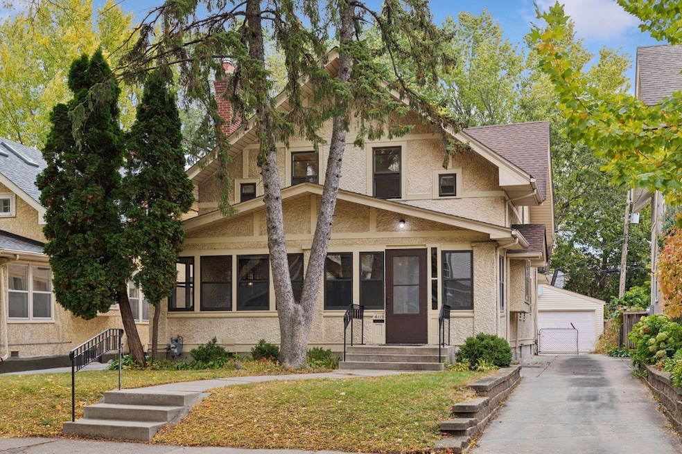Pending $550,000 • Co-Listing Agent