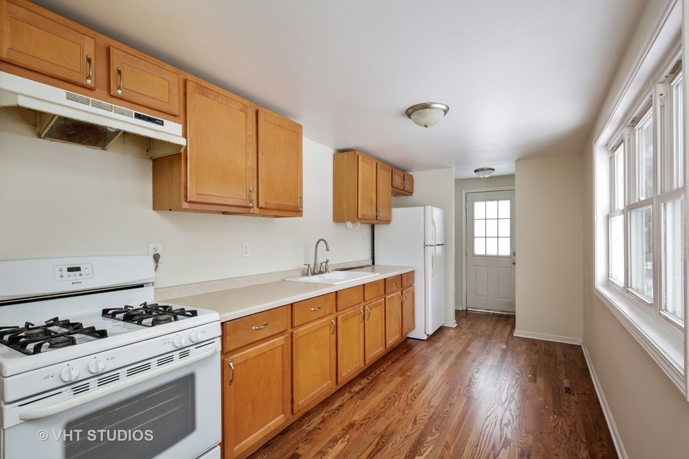 5 Alameda Dr, Carpentersville, IL 60110 - photo 1