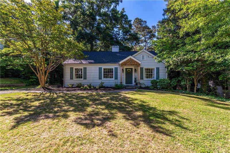 1022 Lanier Ave, Gainesville, GA 30501 - photo 1