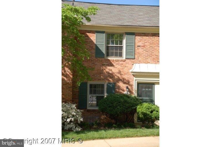 8312 Darlington St unit 458, Springfield, VA 22152 - photo 1