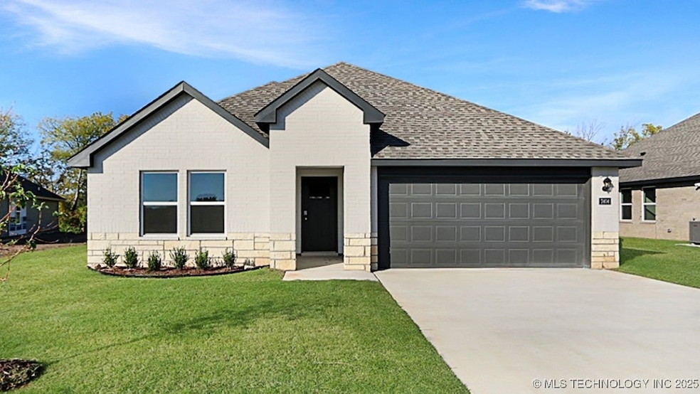 7404 N 154th East Ave, Owasso, OK 74055 - photo 1