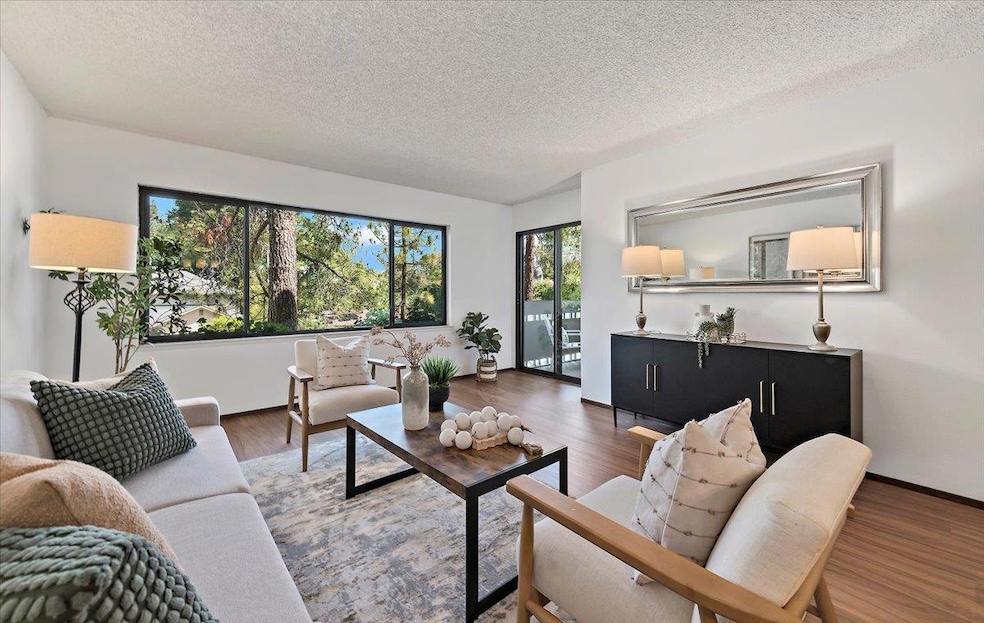 Pending $695,000 • Co-Listing Agent
