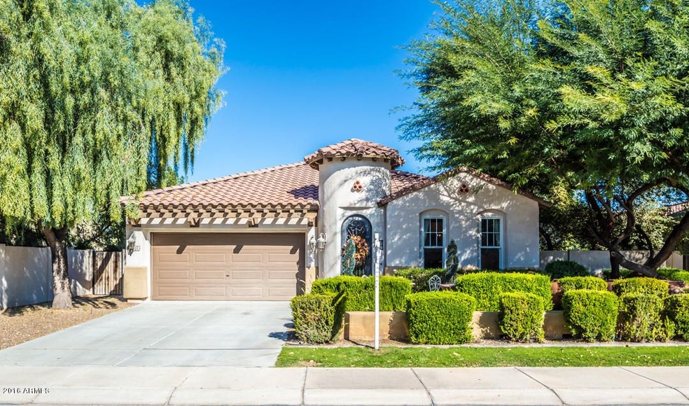 2048 E Hackberry Pl AZ-1