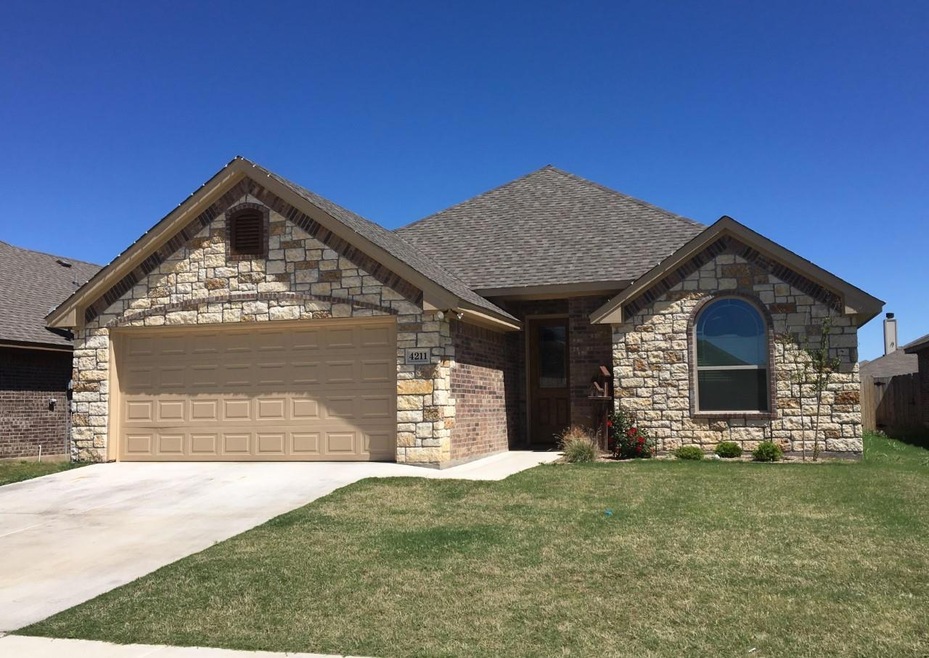 4211 Jasper Ln, Granbury, TX 76049 - photo 1