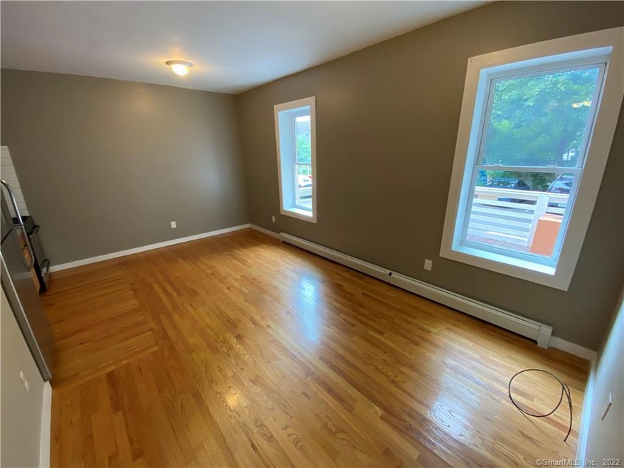 374 Orchard St unit 4, New Haven, CT 06511 - photo 1