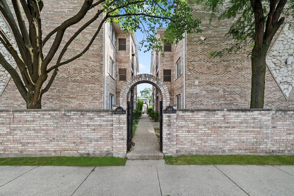 Sold $250,000 • Co-Listing Agent