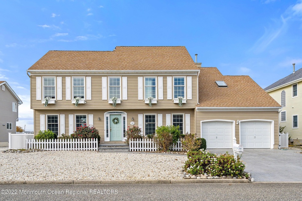 707 Fairview Ln, Forked River, NJ 08731 - photo 1