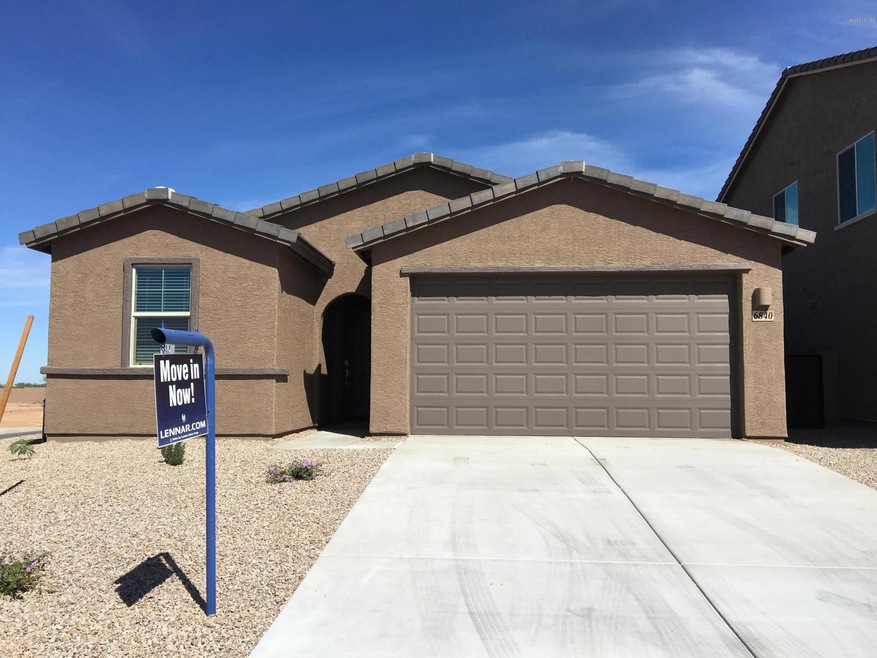 Mesquite 2011 Exterior