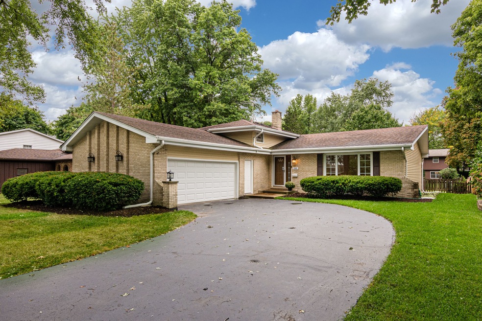 1565 Swallow St, Naperville, IL 60565 - photo 1
