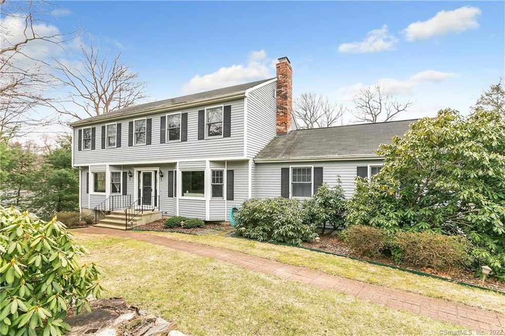 59 Barnswallow Dr, Trumbull, CT 06611 - photo 1