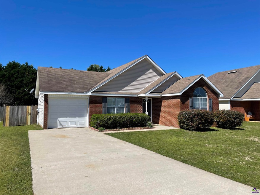 600 Falkirk Dr, Warner Robins, GA 31088 - photo 1