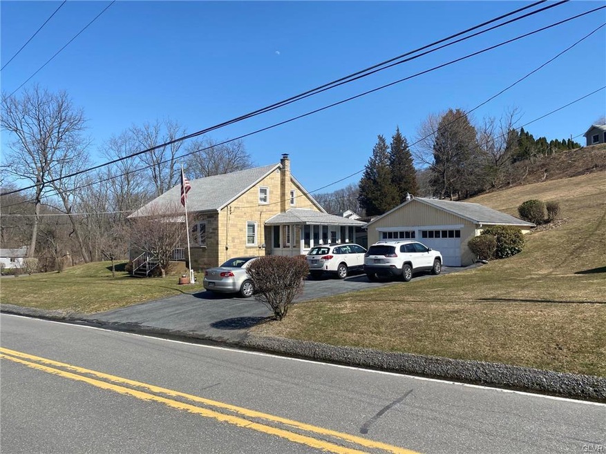 1780 Neffs Laurys Rd, Slatington, PA 18080 - photo 1