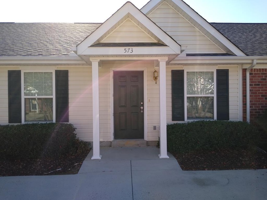 573 Edgecliff Ln, Evans, GA 30809 - photo 1