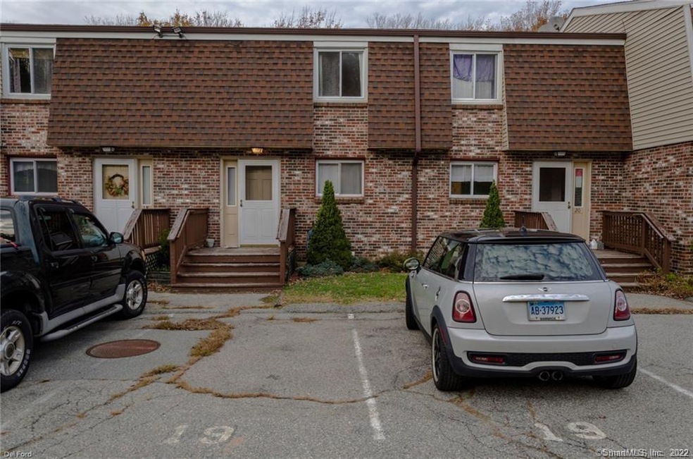 231 Boston Post Rd unit 19, East Lyme, CT 06333 - photo 1