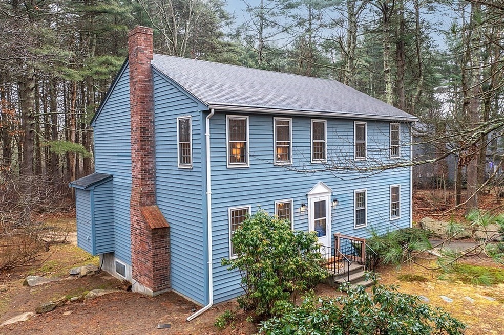 4 Proctor St, Hopkinton, MA 01748 - photo 1