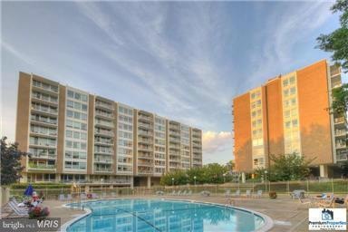 Riverside unit A807, Washington, DC 20024 - photo 1