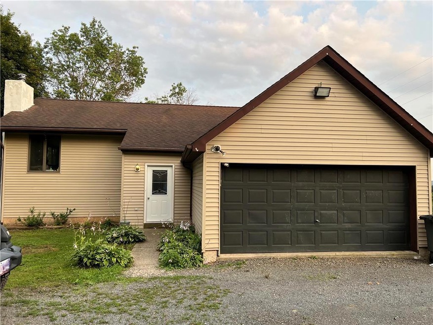 7815 Corning Rd, Zionsville, PA 18092 - photo 1