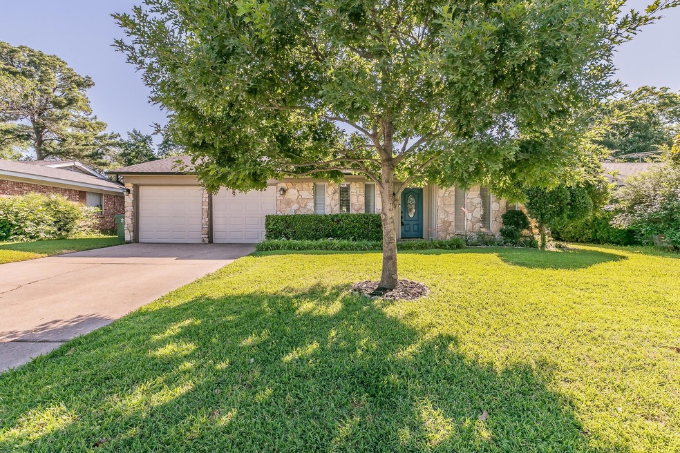 5420 Greenwood Way, North Richland Hills, TX 76180 - photo 1