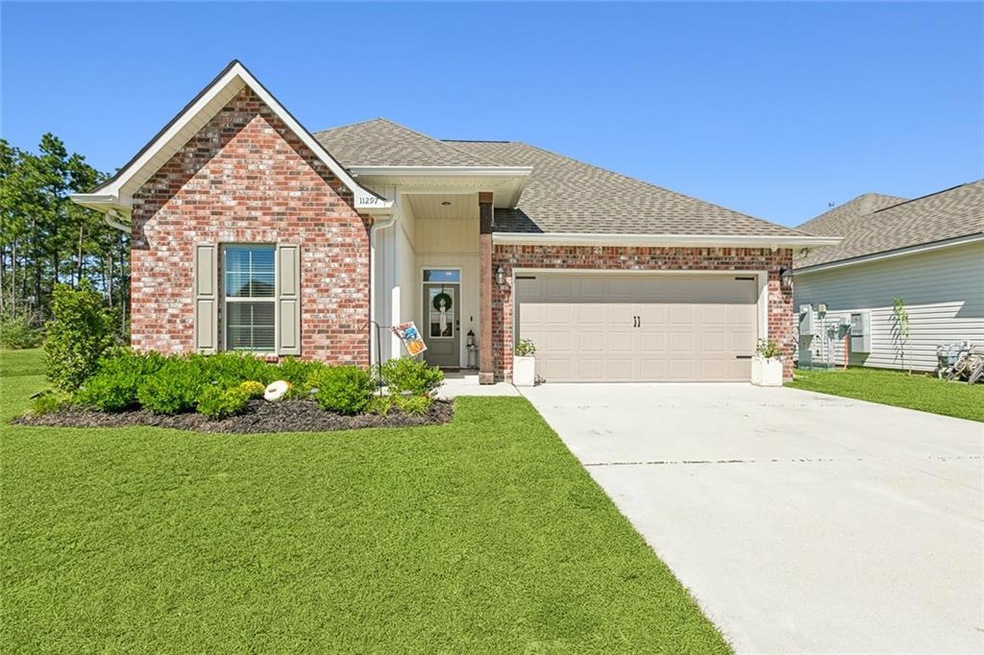 11297 Clover Knoll Dr, Covington, LA 70433 - photo 1