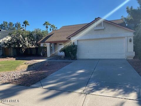 1525 E Utopia Rd, Phoenix, AZ 85024 - photo 1