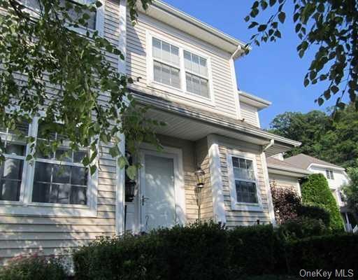 65 Crystal Hill Dr, Pomona, NY 10970 - photo 1