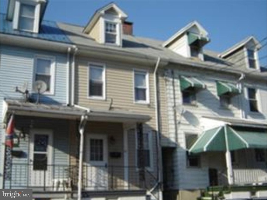 61 E Mohn St, Mohnton, PA 19540 - photo 1