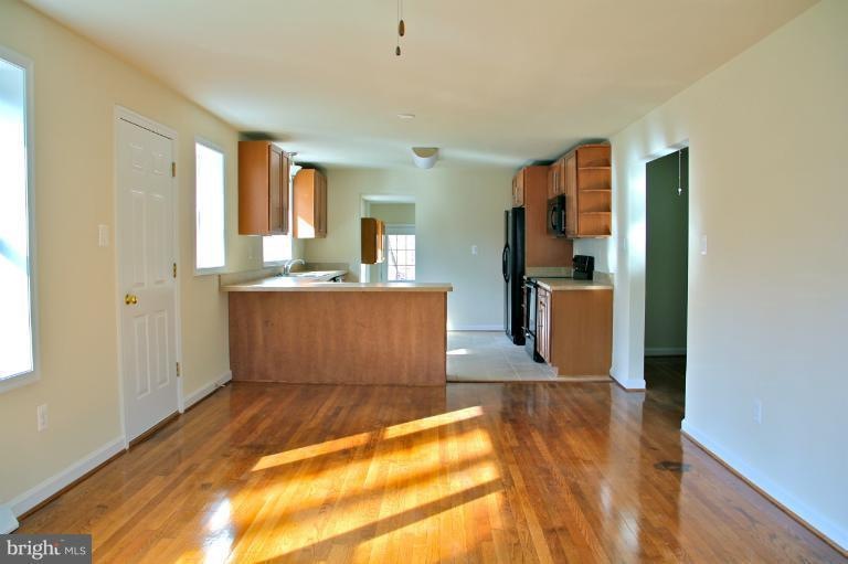 23194 Potter Dr, California, MD 20619 - photo 1