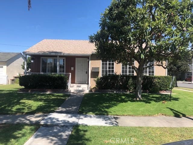 5602 Pepperwood Ave, Lakewood, CA 90712 - photo 1