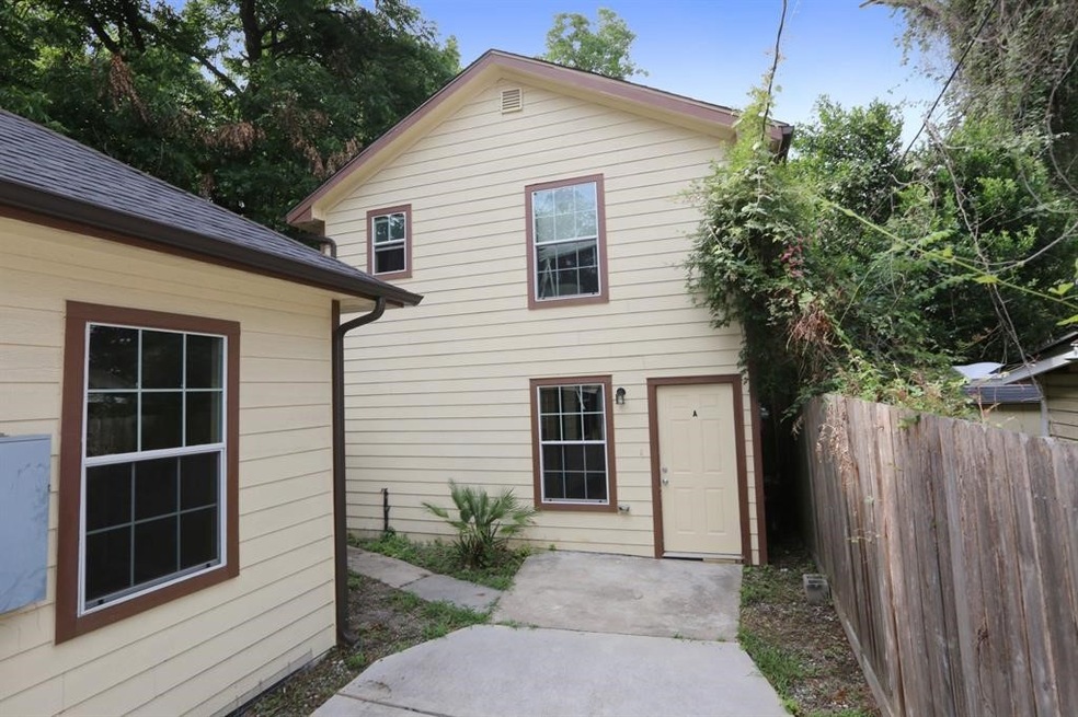 207 Cockerel St unit A, Houston, TX 77018 - photo 1