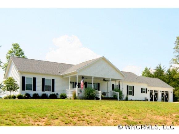 420 Point Hope Ln, Hendersonville, NC 28792 - photo 1