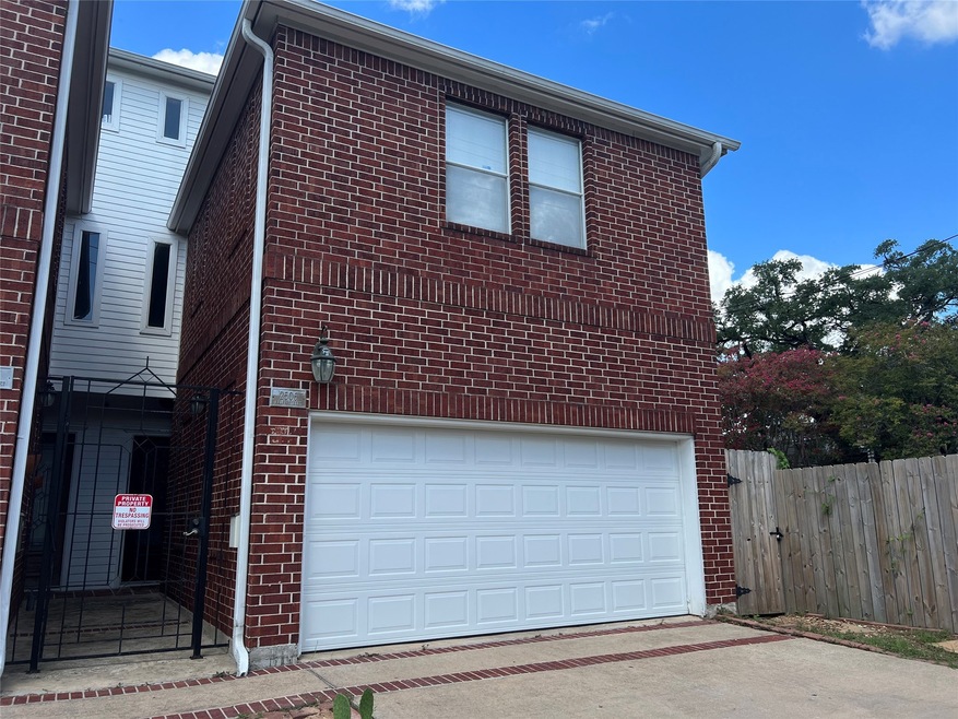 2506 Ralph St, Houston, TX 77006 - photo 1