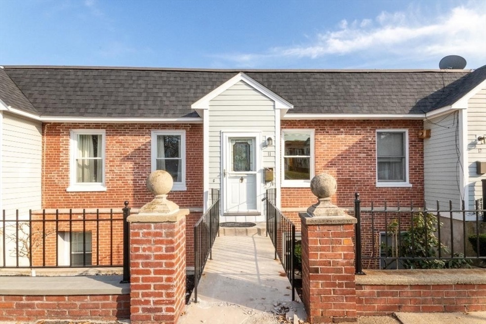 30 Hill Top St unit 11, Dorchester Center, MA 02124 - photo 1