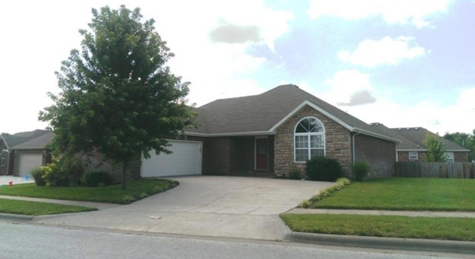 1122 N.Gretchen frnt pic