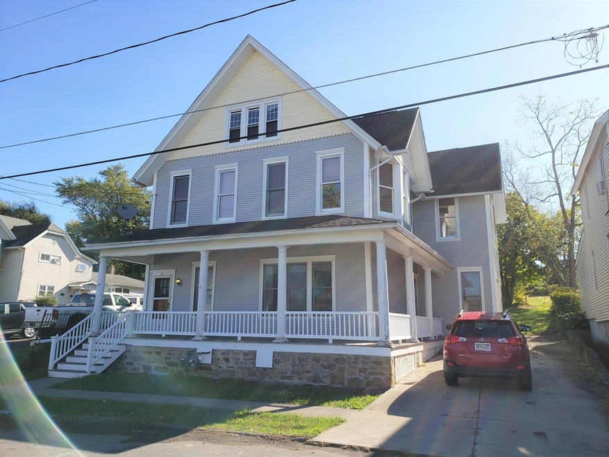 125 Franklin St, Dunmore, PA 18512 - photo 1