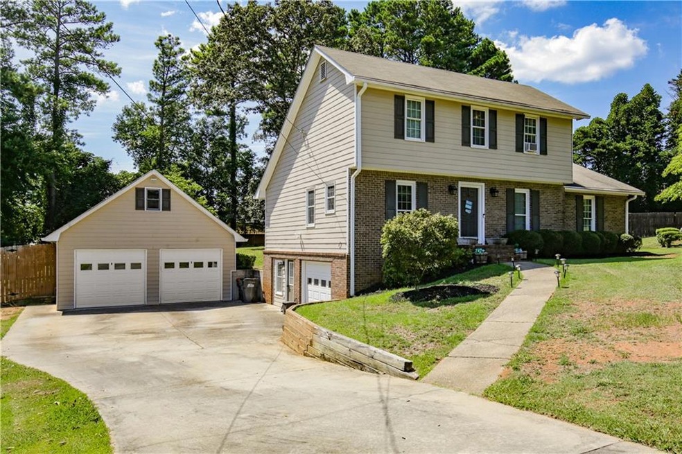 4281 Meadow Way, Marietta, GA 30066 - photo 1